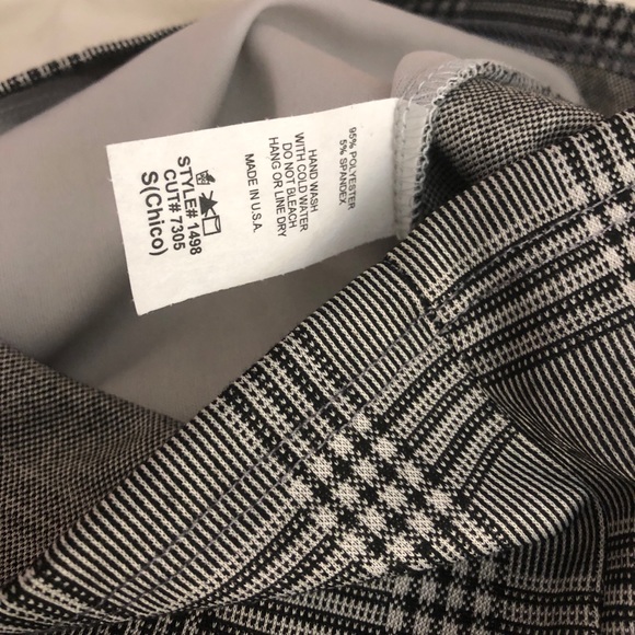 Dress - Picture 5 of 6